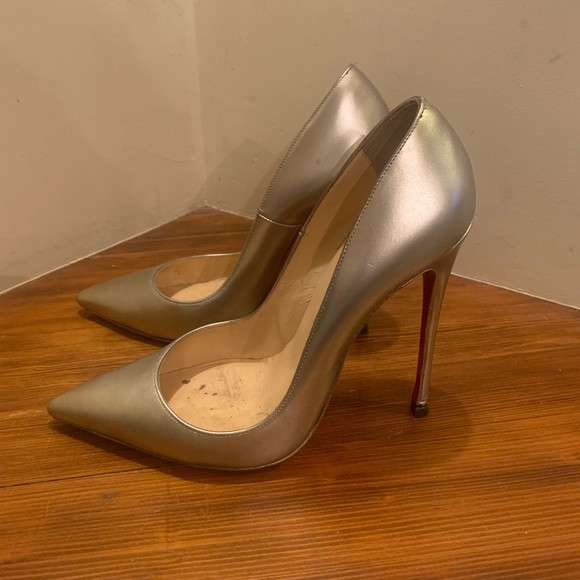 Christian Louboutin Shoes - Clearance Christian Louboutin So Kate Metallic EU38.5